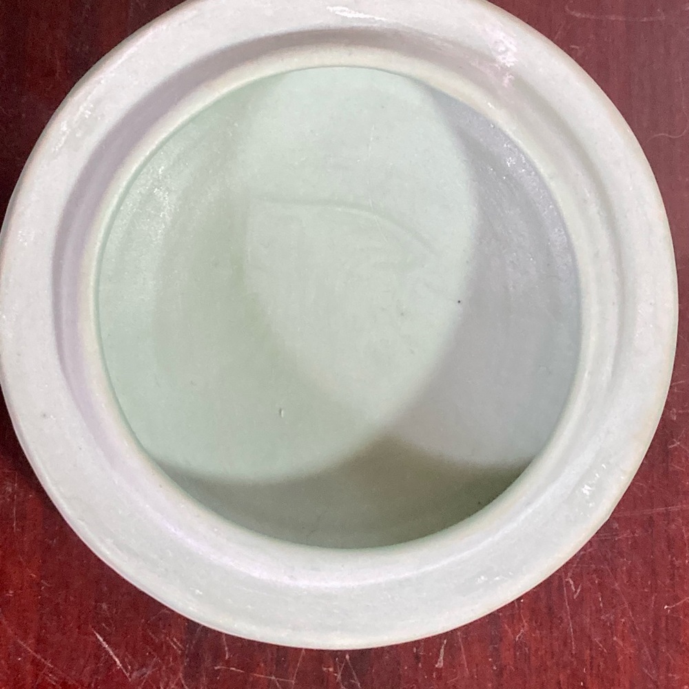 VTG JTS Jasperware - Green & White Cameo Footed Trinket Box - Picture 8 of 10